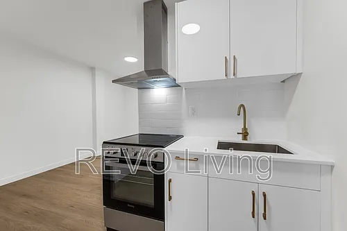 62 Triller Ave #303 Photo 1
