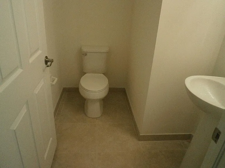 3750 SE 3rd St — Photo 7
