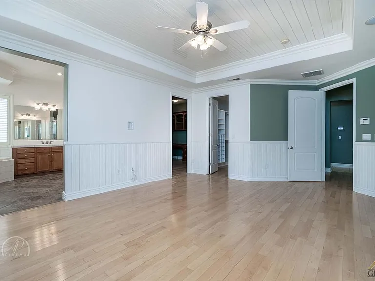 2722 Oakley St — Photo 18