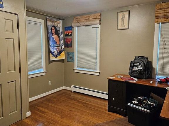 2nd image of 2320 Park Ave