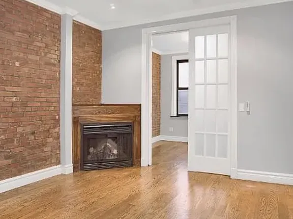 219 E 23rd St, New York, NY