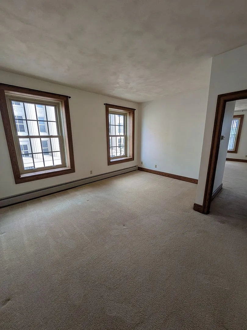 Whiting Place (Residential) — Photo 3