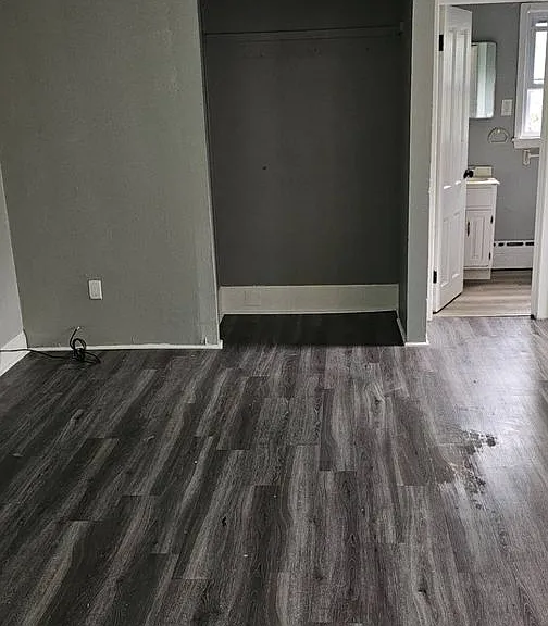 209 Spencer St — Photo 2