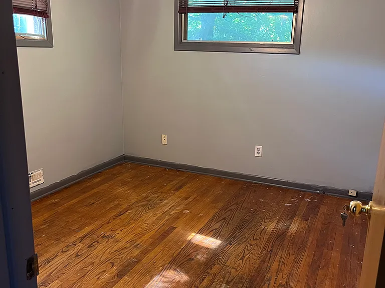 13408 Bangor Ave — Photo 6