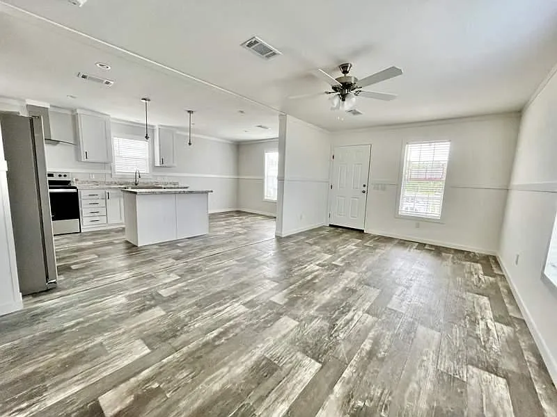 2 bed, 2.0 bath, $1,399 — Photo 4
