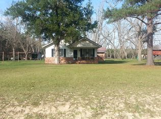 4472 Molly Branch Rd, Blackshear, GA 31516