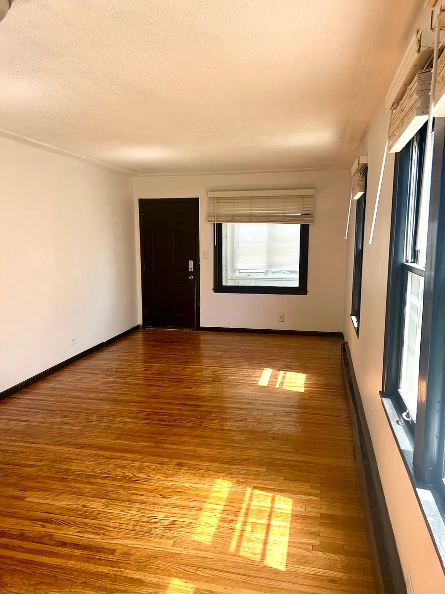 Building Photo - 4541 Camden Ave N