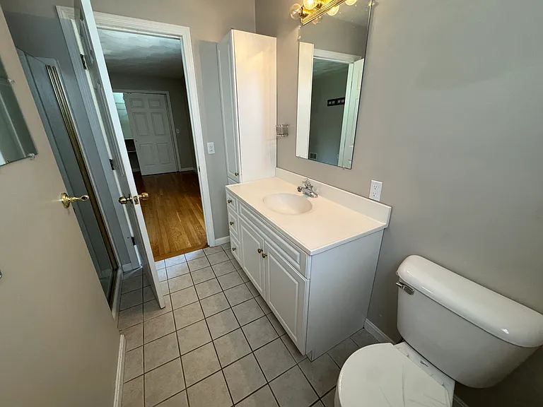 15 S Locust Ave #1 — Photo 7