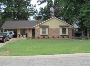 8901 Brandon Dr, Shreveport, LA 71118