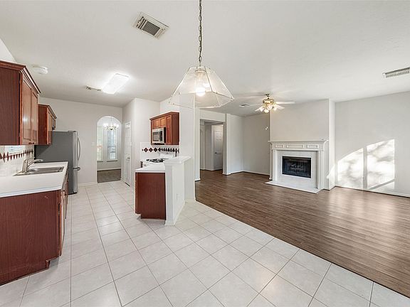 5th image of 87 N Delta Mill Cir