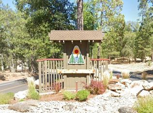 12105 Hillhurst Cir, Groveland, CA 95321