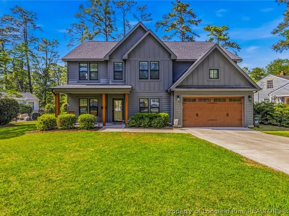 326 Valley Rd, Fayetteville, NC 28305