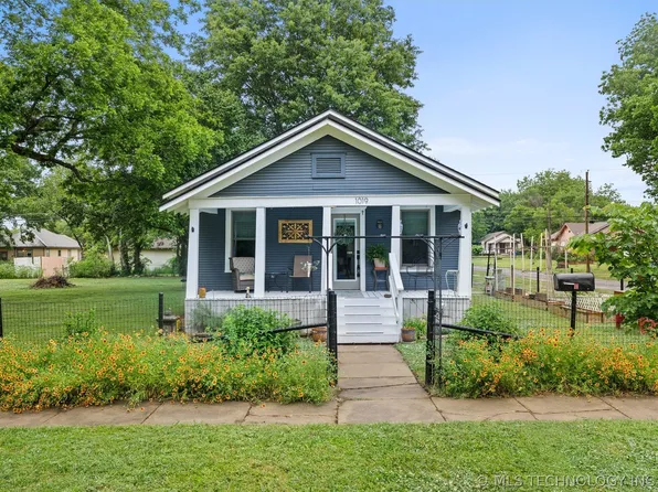 1019 E 8th St, Pawhuska, OK 74056