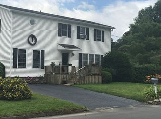 9 Deepdale Rd, Plattsburgh, NY 12901