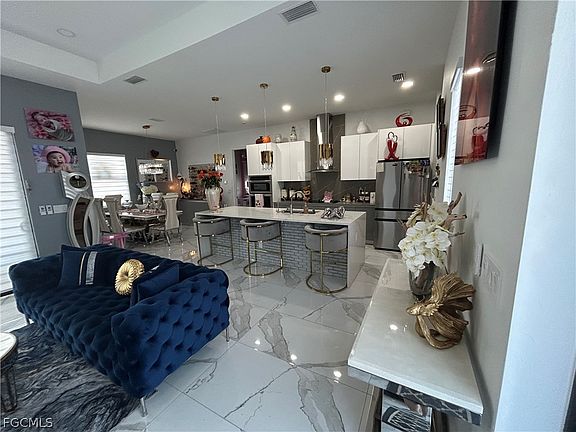 4th image of 2509 65th St