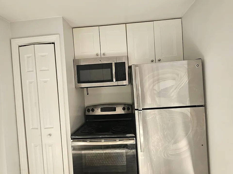 129 Cosey Beach Ave #6BB