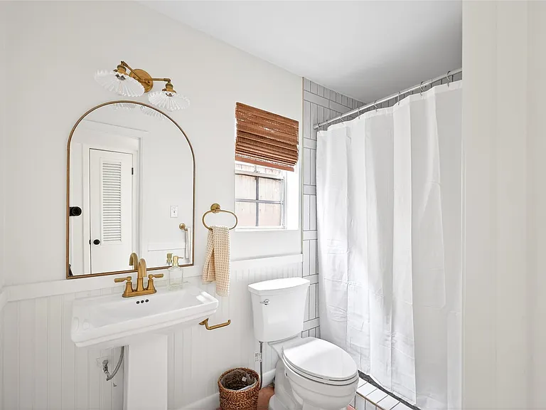 1700 Houston St #102 — Photo 11