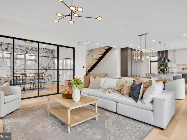 736 Cedar Ave, Haddonfield, NJ 08033