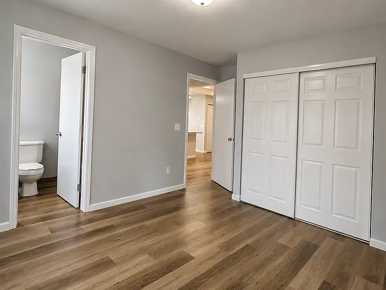 231-241 N Burritt Ave — Photo 32