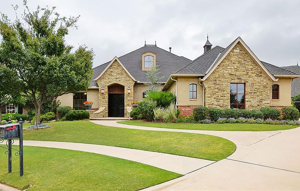 1st image of 16912 Shorerun Dr