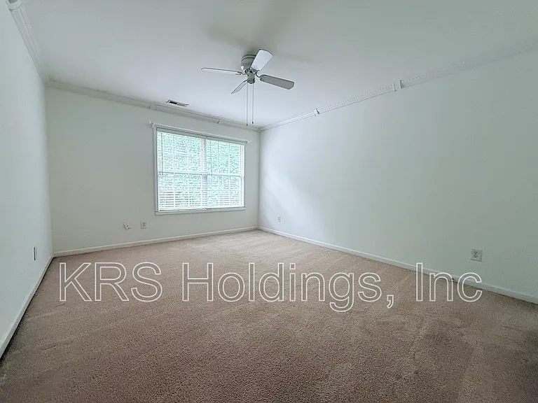 1904 Beckwood Ct — Photo 15