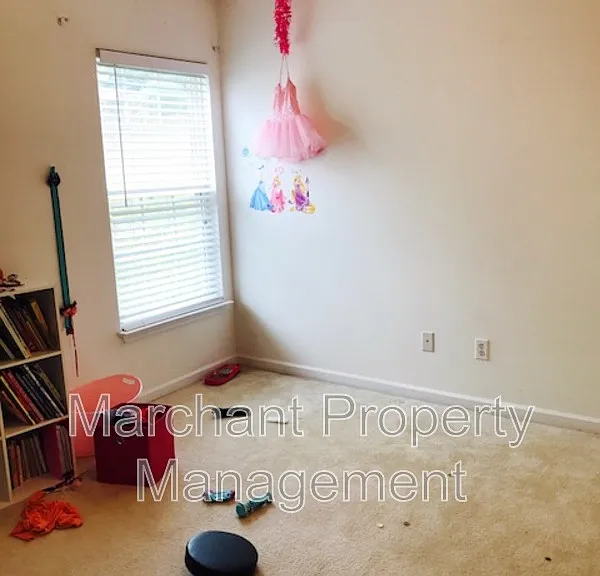 776 Waterbrook Ln — Photo 14