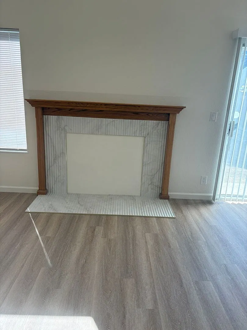 Renovated 4b/3b — Photo 3