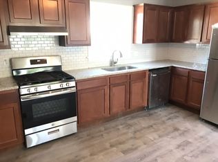 (Undisclosed Address), Fall River, MA 02721