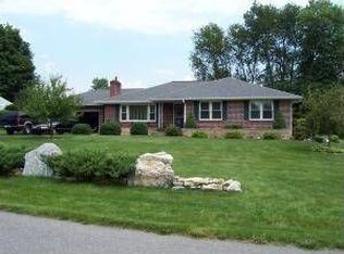 88 Circle Dr, Lock Haven, PA 17745