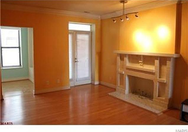 1st image of 527 Clara Ave APT 1C