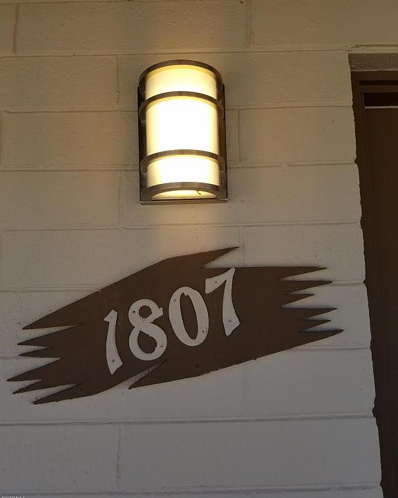 1st image of 1807 W Calle Del Arroyito