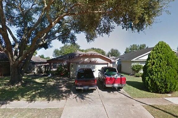 2nd image of 11842 Acadian Dr