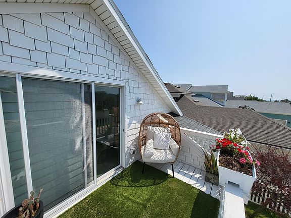 5th image of 29 Sandy Beach Way