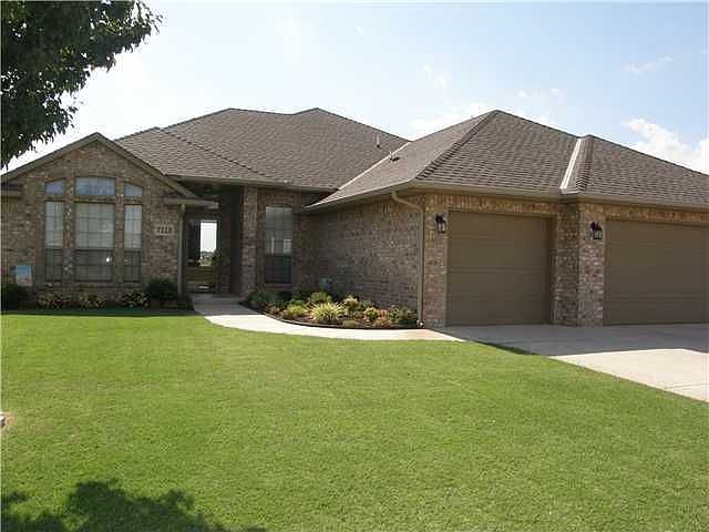 Home for Sale in Oklahoma City, Oklahoma $248,999