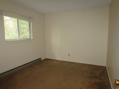 4th image of 54 New York Ave APT 11