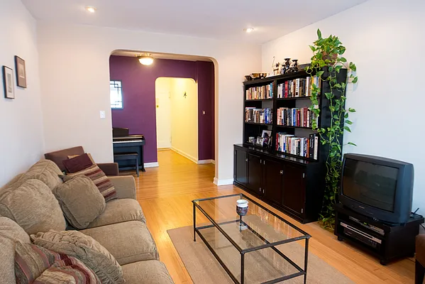 Sold by Owner | media 16