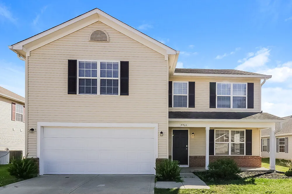 4 bed, 2.5 bath, 2160 sqft, $3,500 — Photo 1
