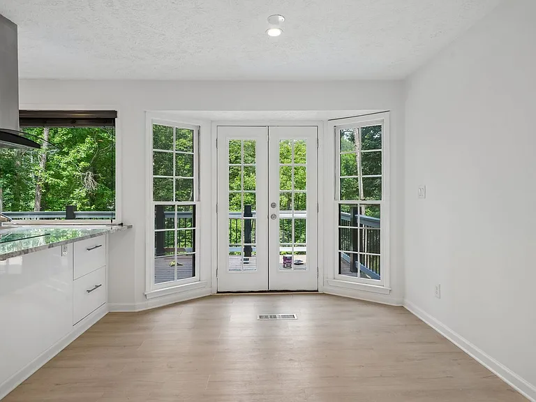 5132 Willow Point Pkwy — Photo 25