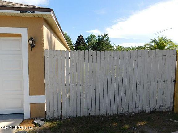 4th image of 12504 Ash Harbor Dr
