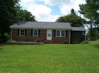 12282 Kings Hwy, Montross, VA 22520