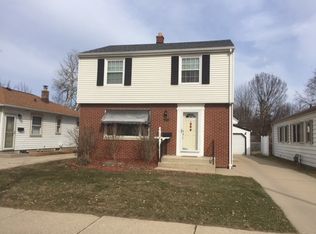 3770 N 97th Pl, Milwaukee, WI