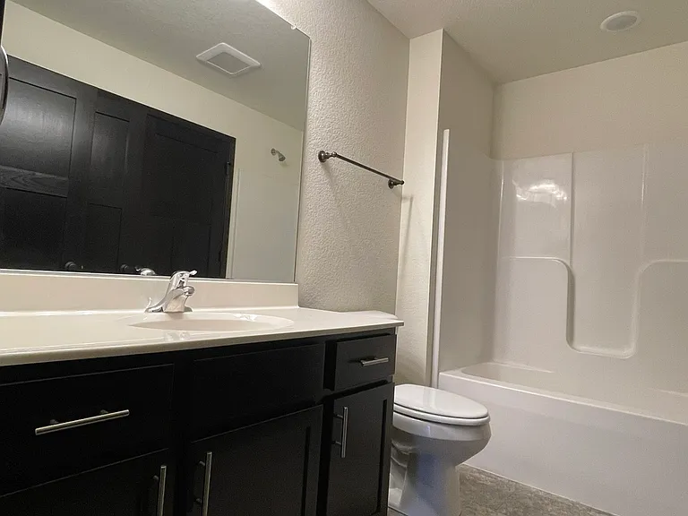 3242 Gateway Drunit H — Photo 6