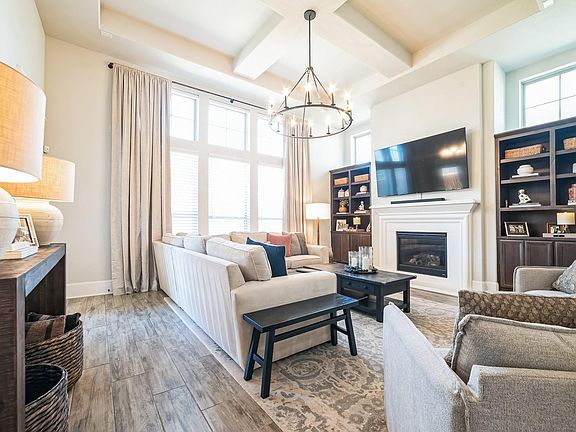 2nd image of 2016 Rabbit Creek Dr