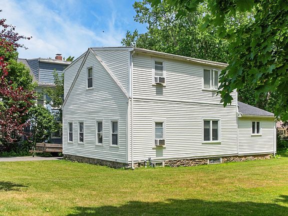 2nd image of 45 Forest St