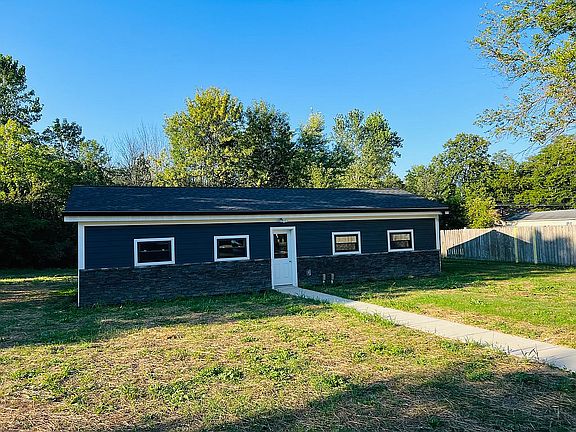 20' x 40' Out Building