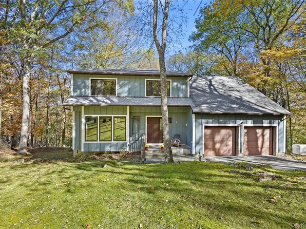 37 Fox Den Road, Mount Kisco, NY 10549