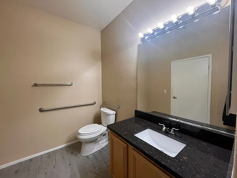 673 Peachy Canyon Cir #103 — Photo 36