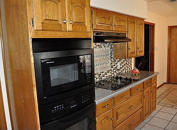 4th image of 1105 Misty Woods Ct