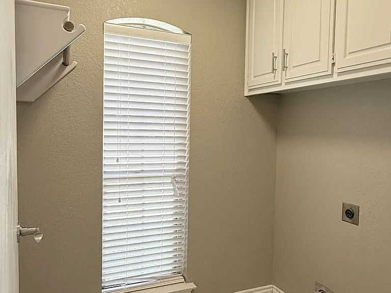 2709 Serenade Ct — Photo 22