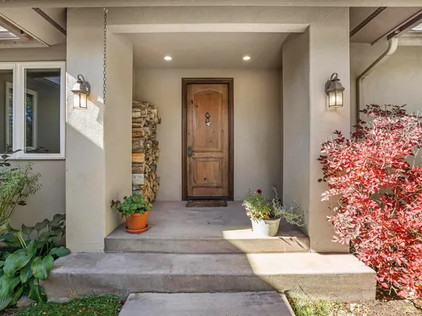 731 Angela Dr, Hailey, ID 83333